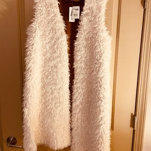 Charlotte Russe Reversible Faux Fur/Suede Long Vest small